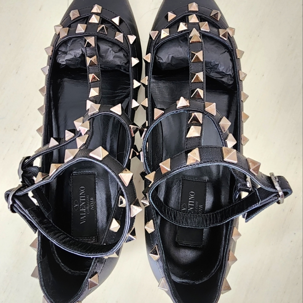 VALENTINO - Picture 6 of 13